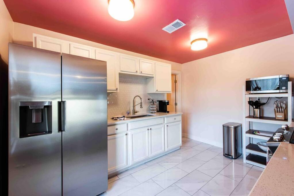 Blush And Bashful Germantown Two Bedroom Apartment Louisville Exterior photo