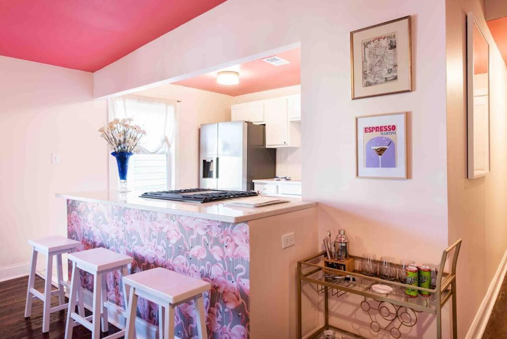 Blush And Bashful Germantown Two Bedroom Apartment Louisville Exterior photo